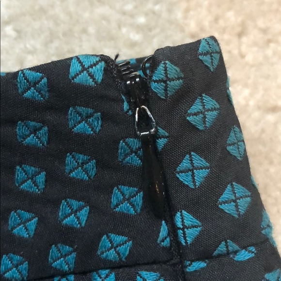 Ann Taylor Loft 4P skirt with front pleat - Picture 5 of 5